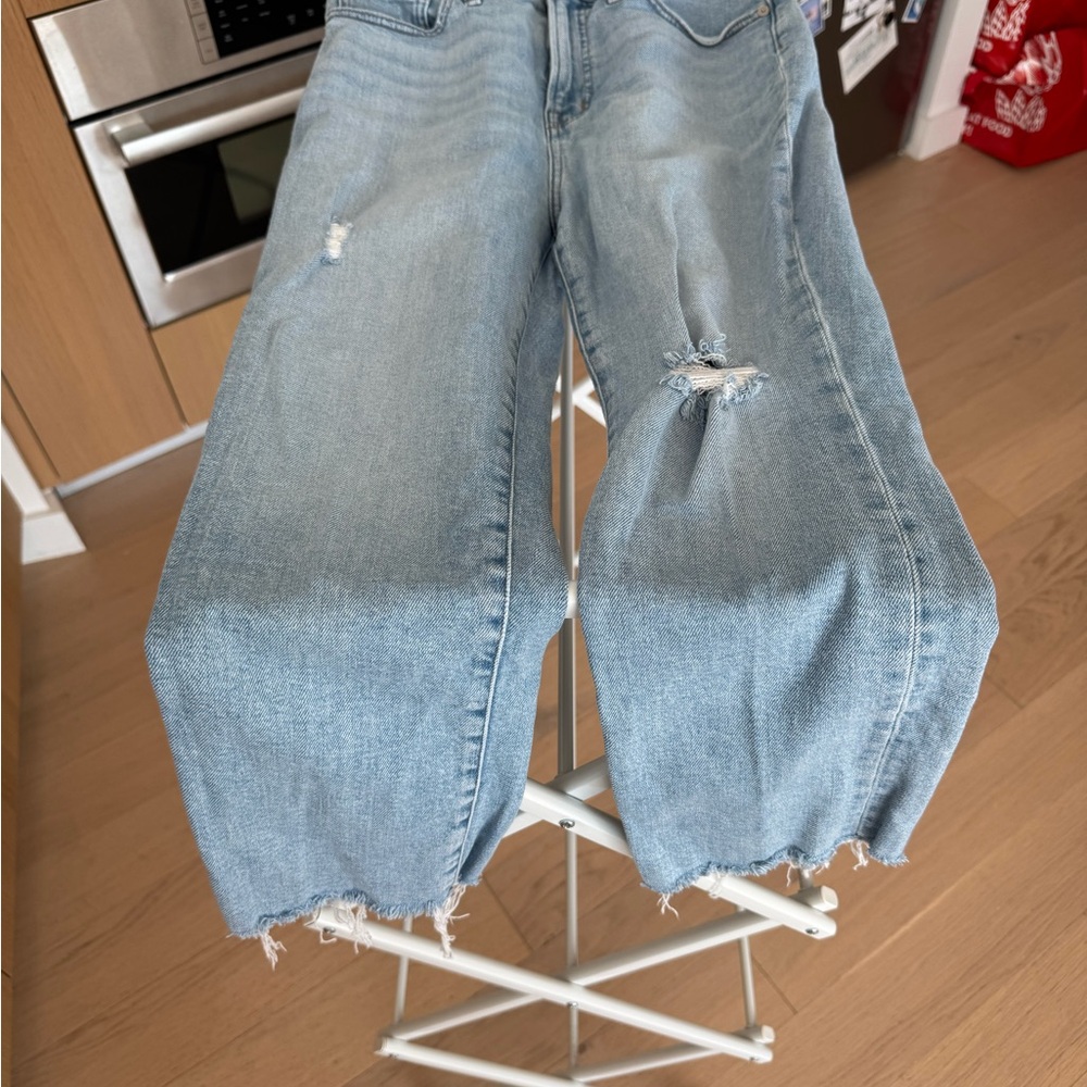 Madewell Light Washed Ripped Jean (The Perfect Vintage Jean)